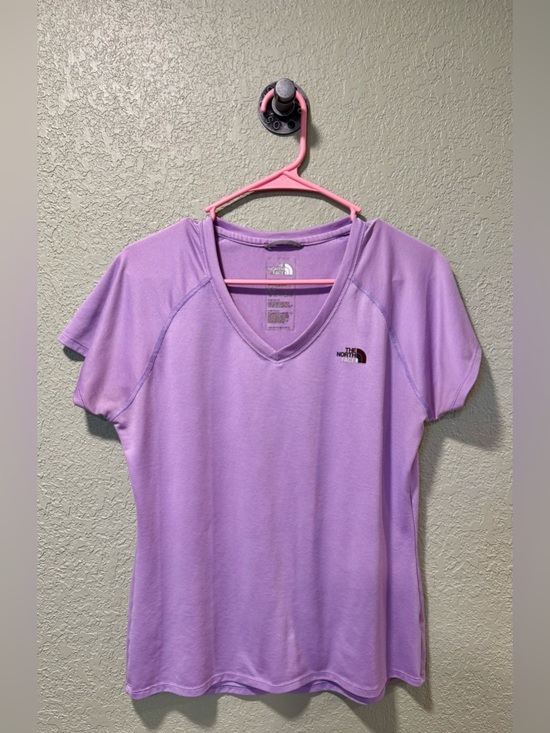 The North Face Tops - The North Face Women's Lavender V-Neck Short Sleeve Tee L
